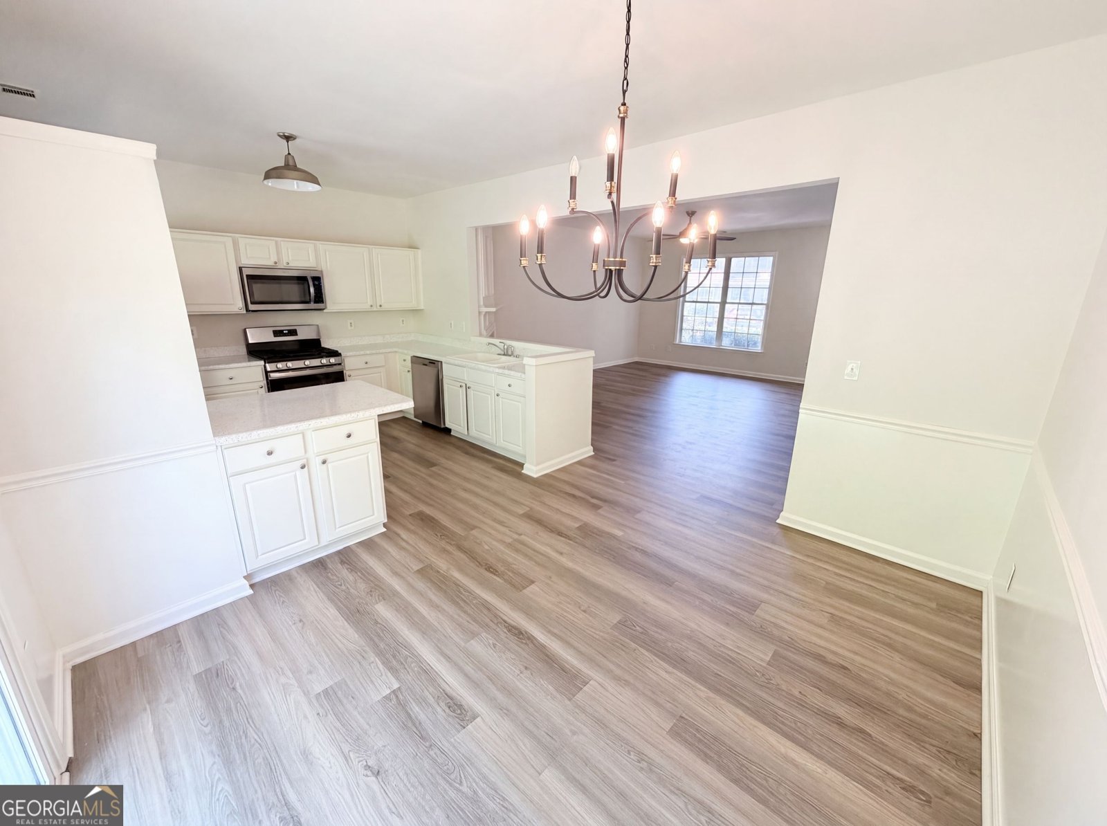 9155 Nesbit Ferry Road Johns Creek - Photo 11