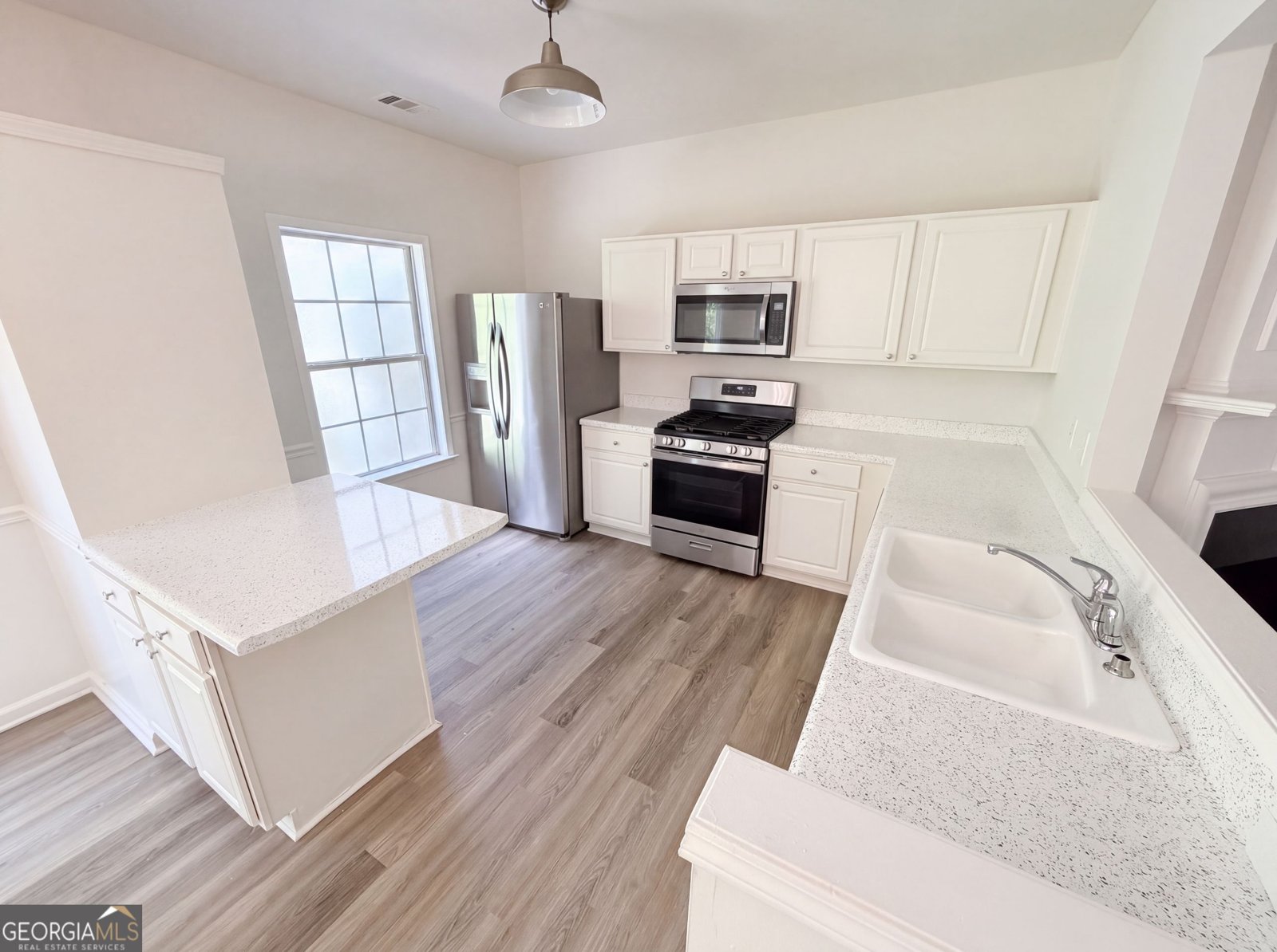 9155 Nesbit Ferry Road Johns Creek - Photo 8