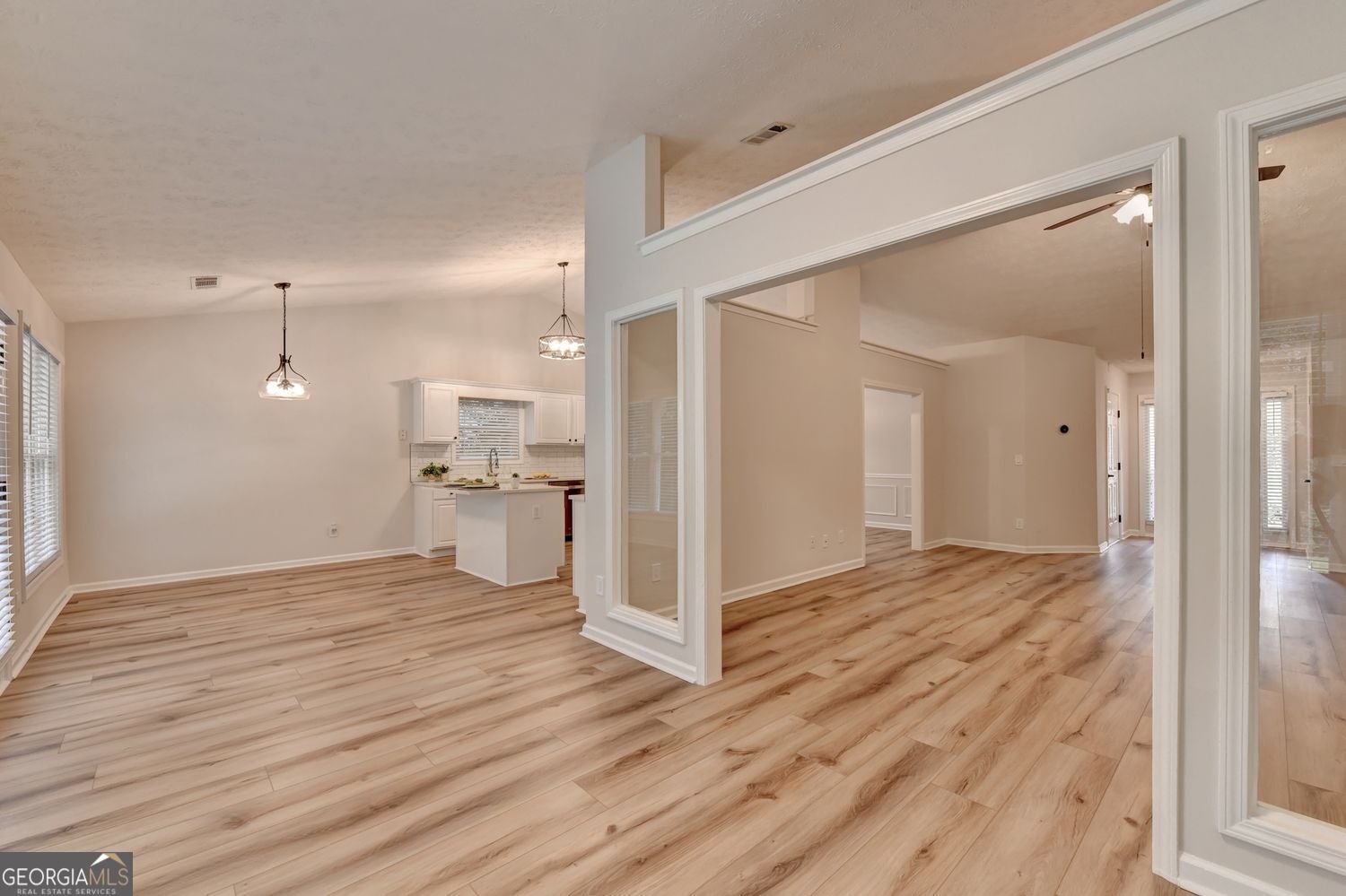 1581 Highland Bluff Court Suwanee - Photo 17