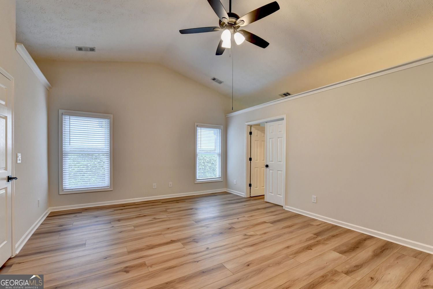 1581 Highland Bluff Court Suwanee - Photo 37