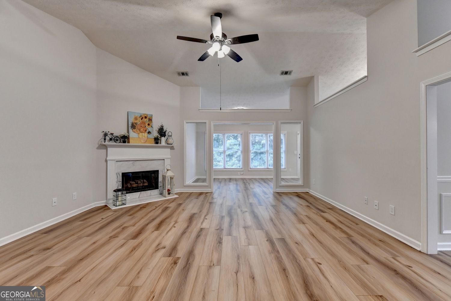 1581 Highland Bluff Court Suwanee - Photo 6