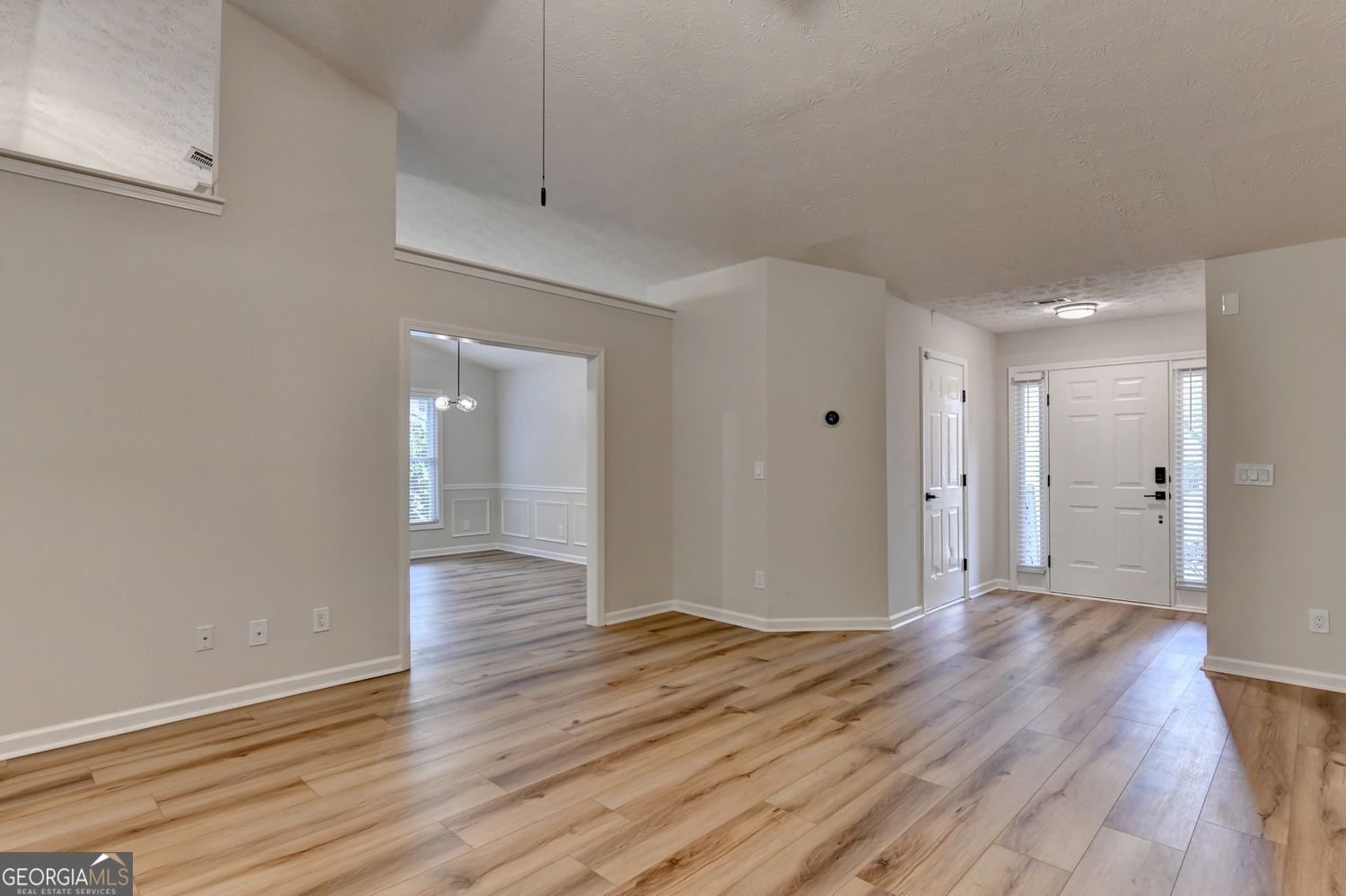 1581 Highland Bluff Court Suwanee - Photo 9