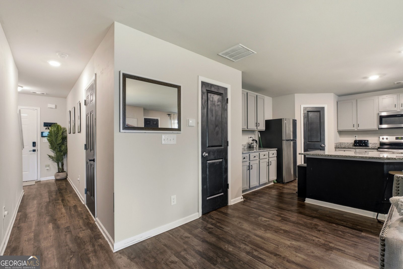 105 Oakbrook Lane Covington - Photo 8
