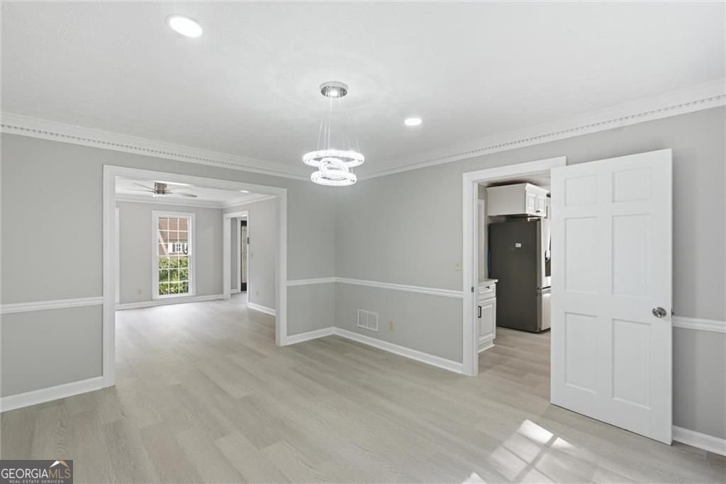 24 Planters Drive Lilburn - Photo 8