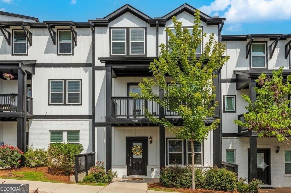 708 Mulberry Walk Woodstock - main photo