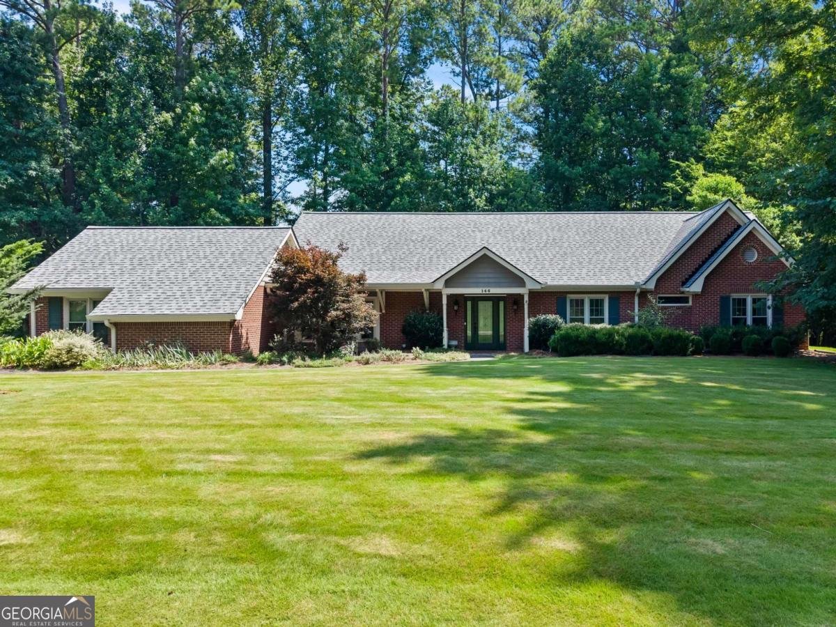 146 Lakeside Drive Kennesaw - main photo