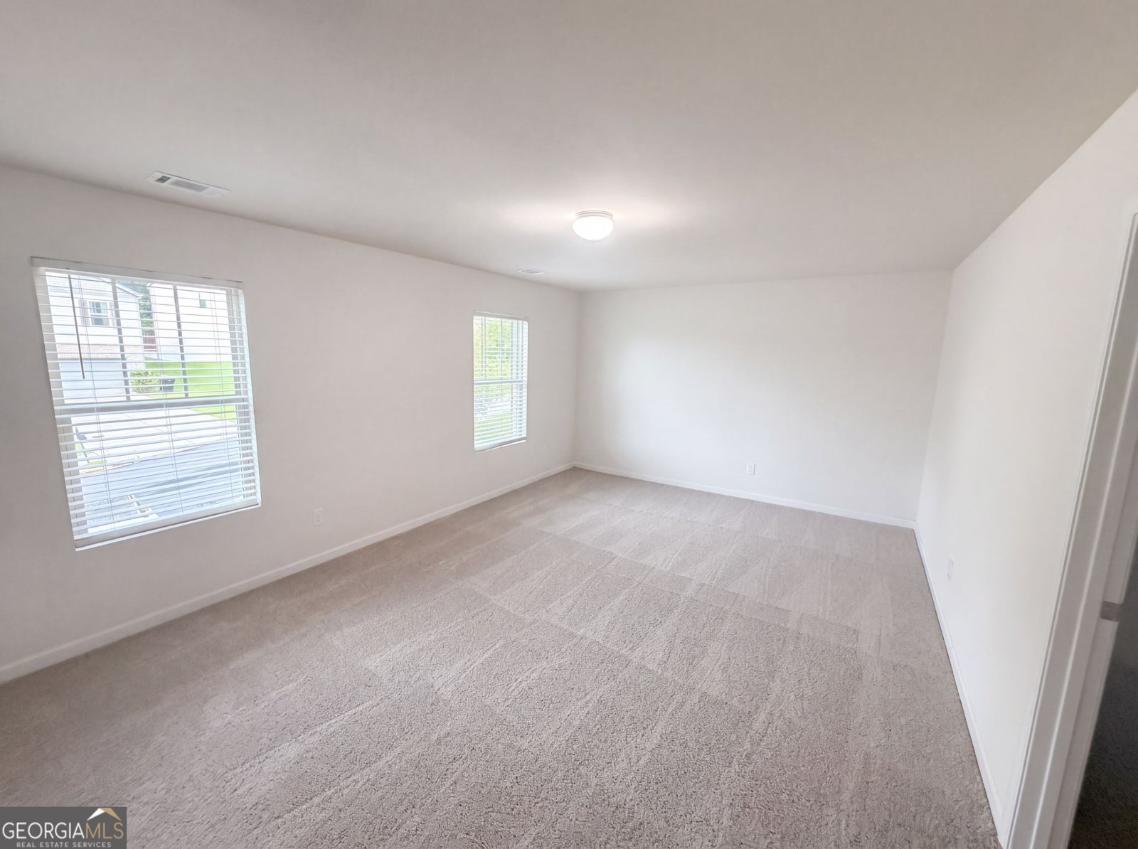 611 Dodson Lake Court Fairburn - Photo 7