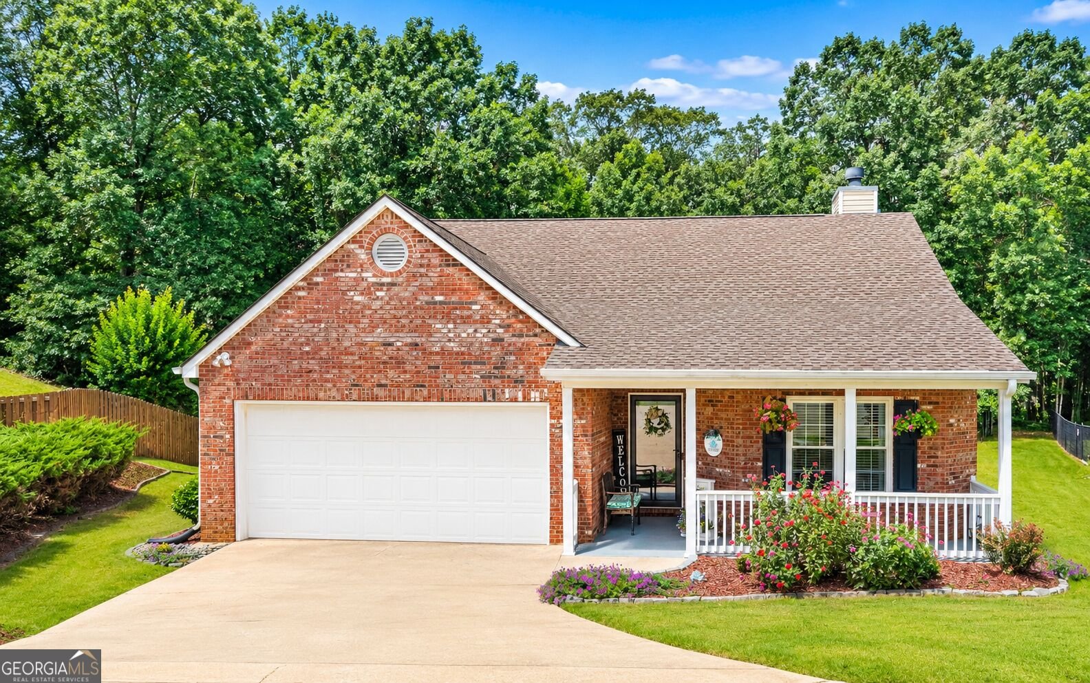 733 Jacoby Drive Loganville - main photo