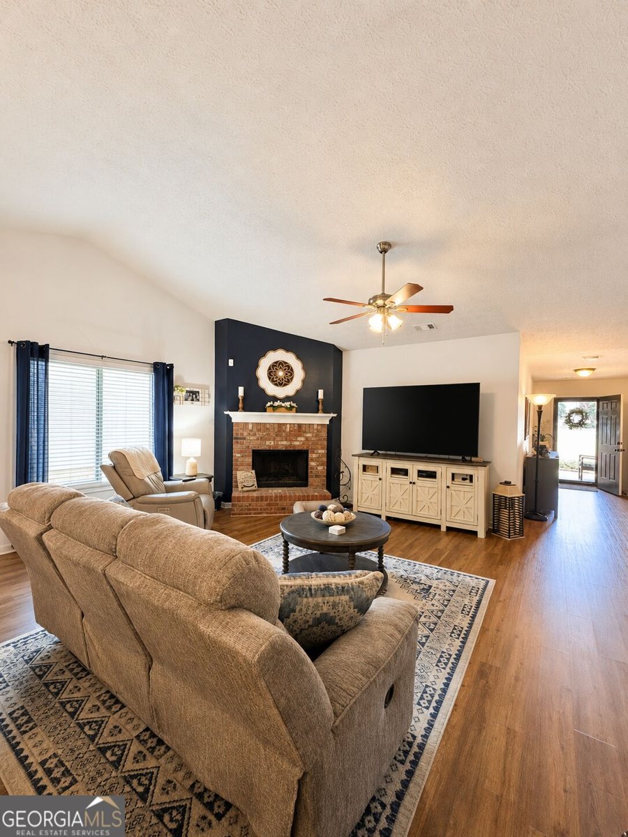 733 Jacoby Drive Loganville - Photo 10