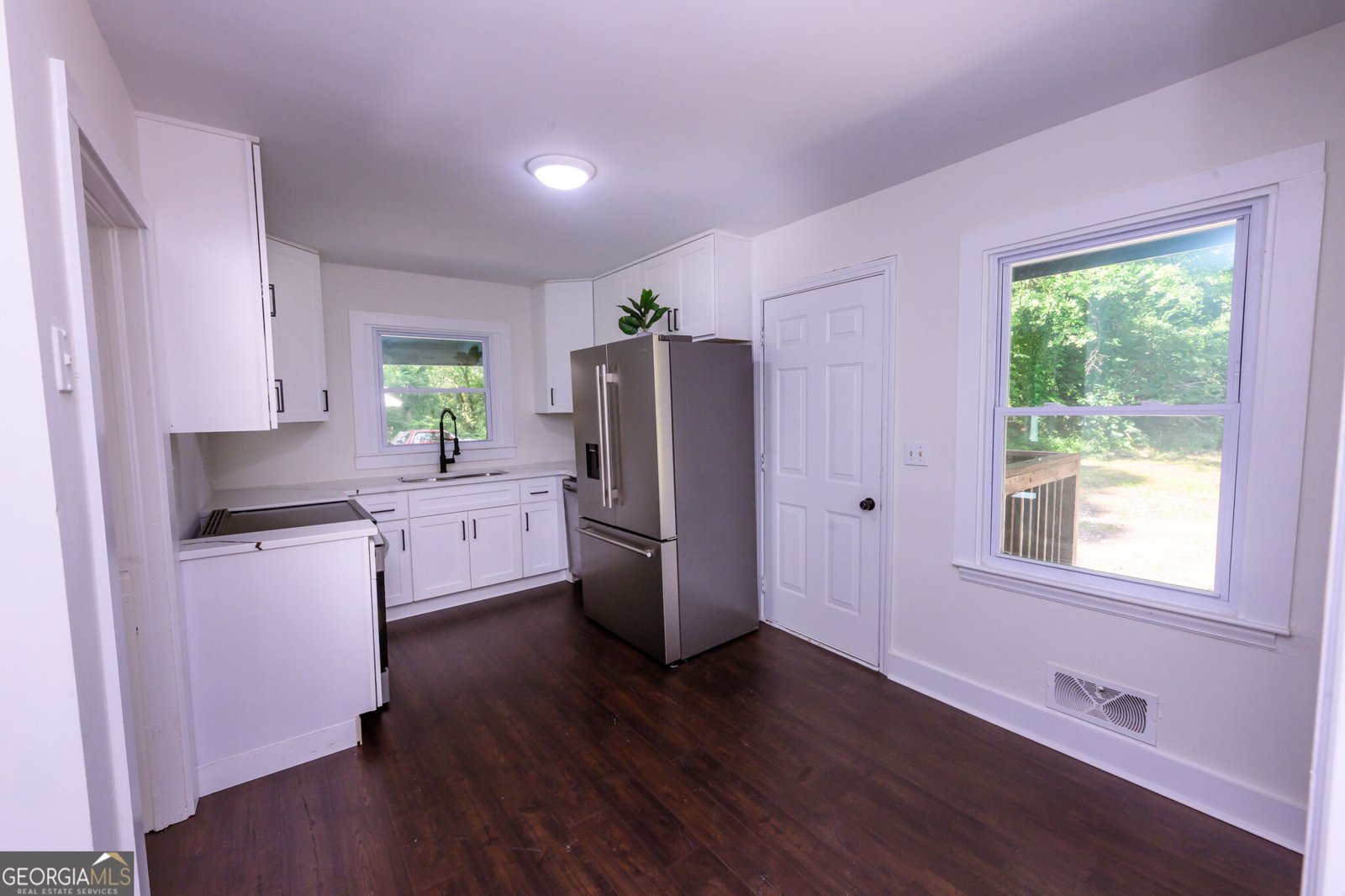2970 Humphries Drive Atlanta - Photo 13