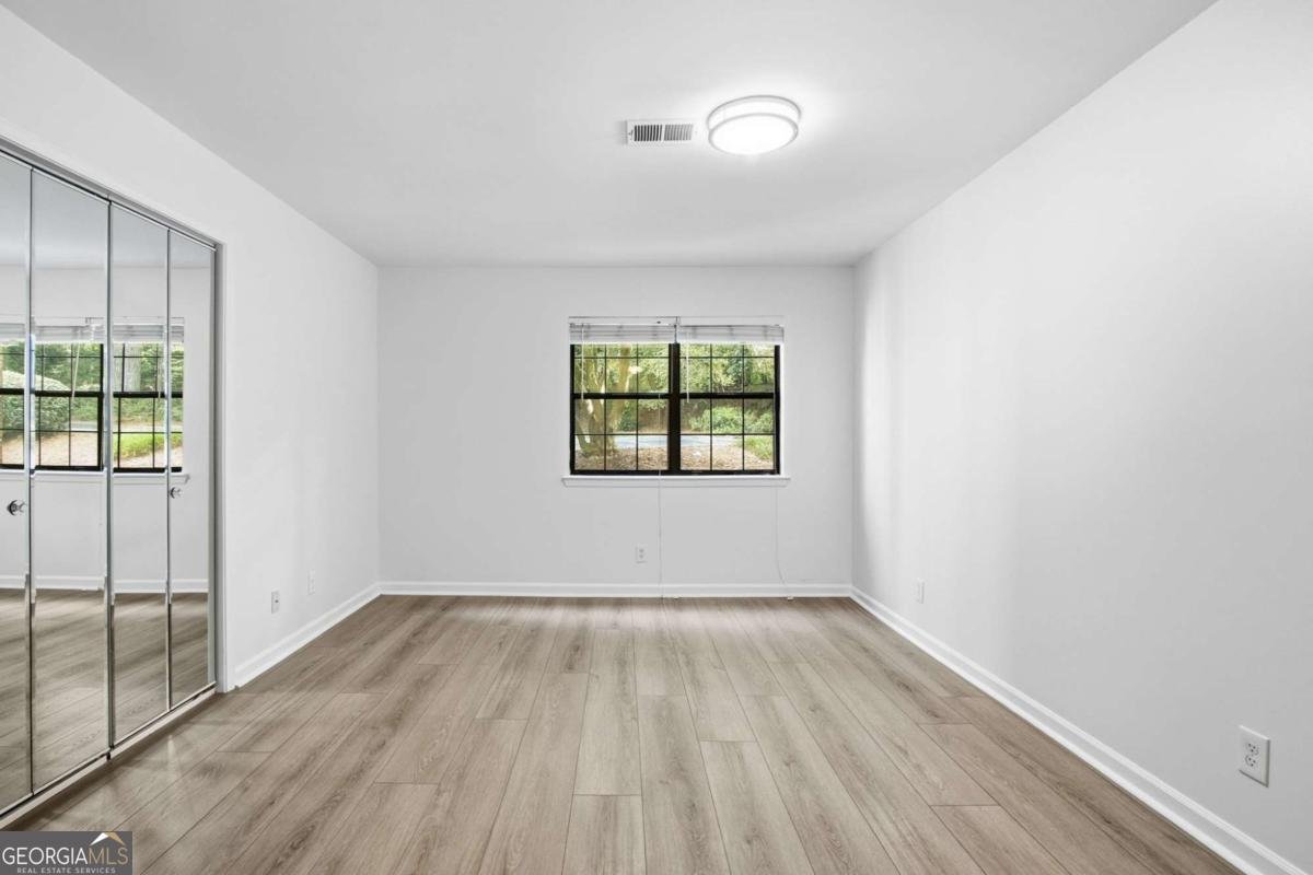 307 Barrington Hills Drive Sandy Springs - Photo 22