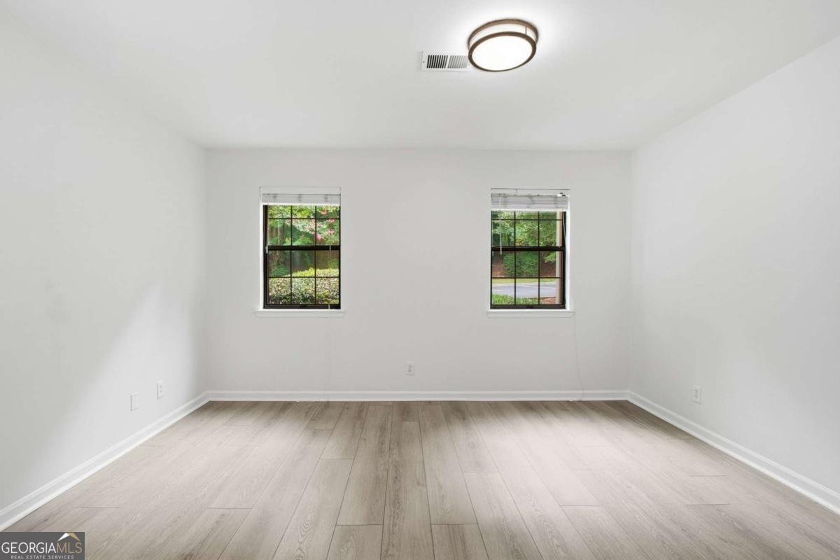 307 Barrington Hills Drive Sandy Springs - Photo 28