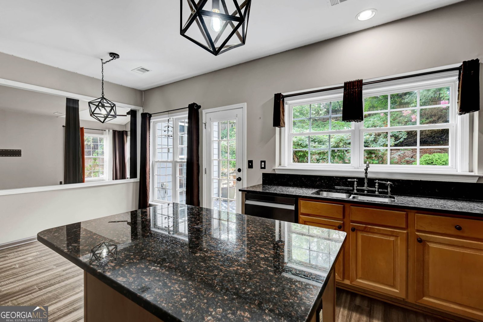 169 Eastham Court Suwanee - Photo 12