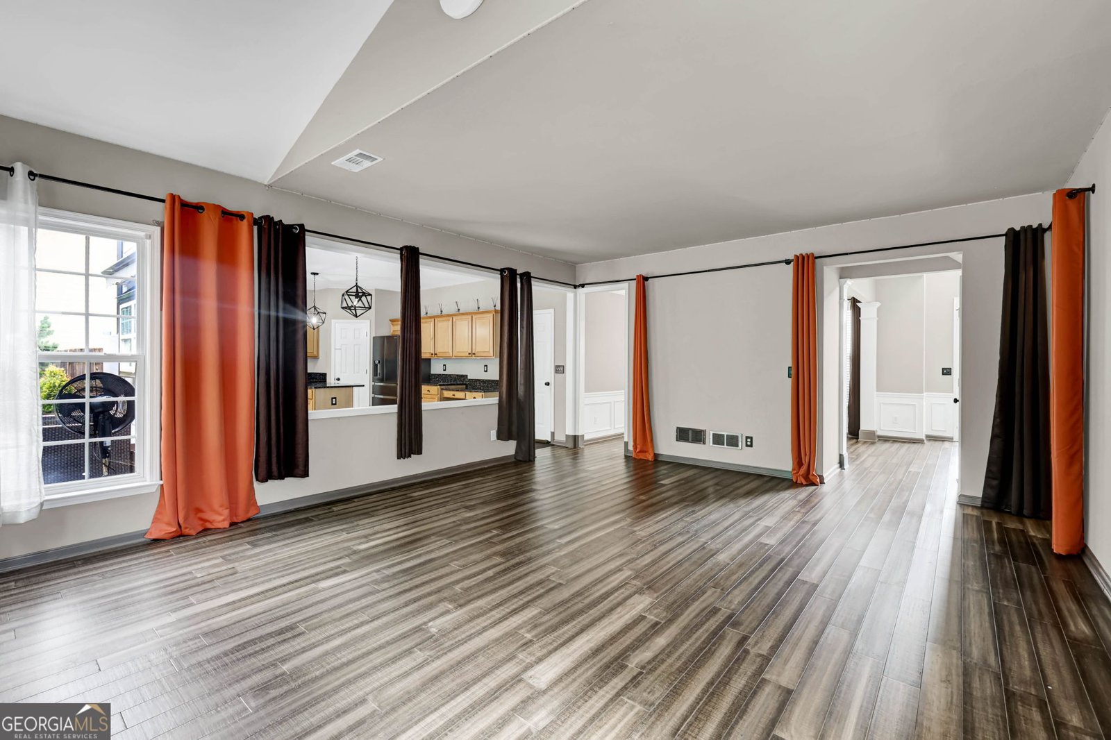 169 Eastham Court Suwanee - Photo 8