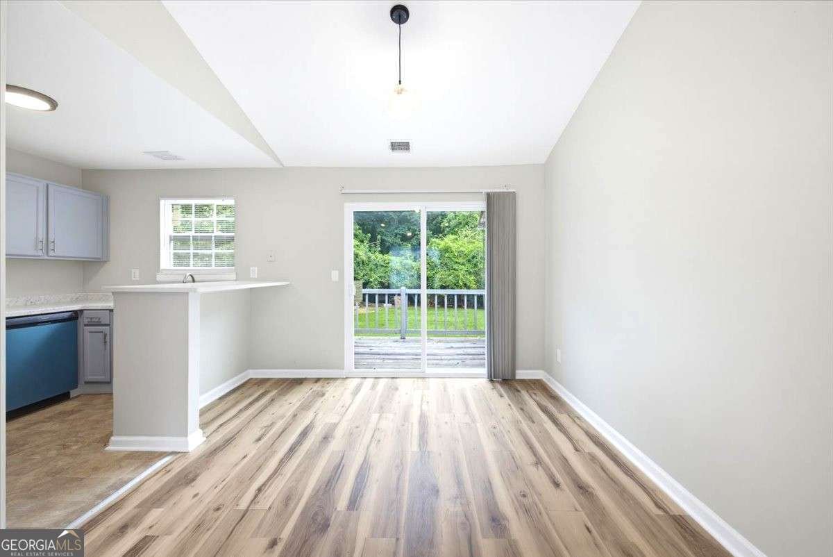 5612 Pine Gate Drive Atlanta - Photo 6