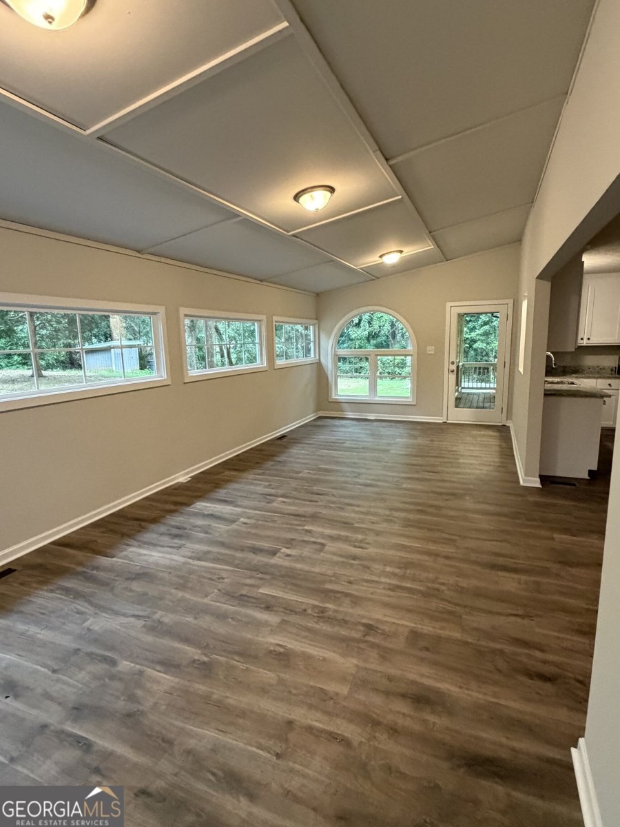 290 Booth Road statham - Photo 9