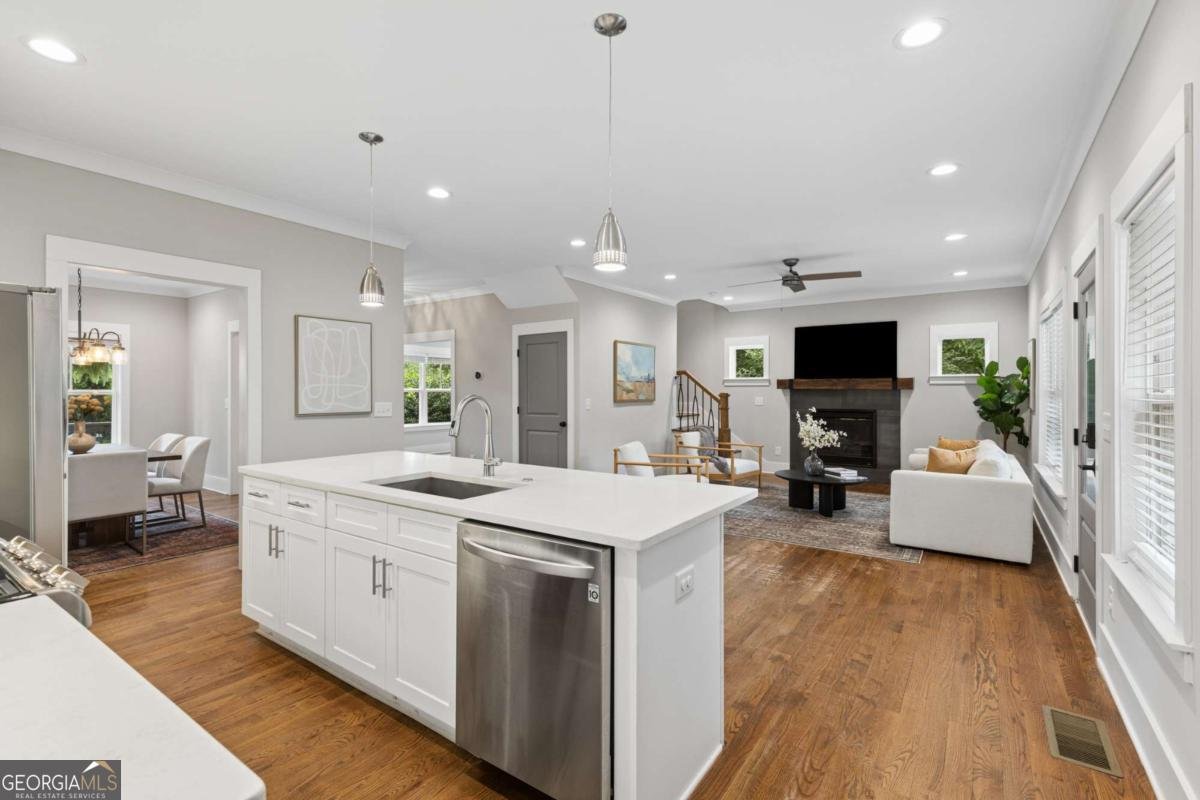 859 East Avenue Scottdale - Photo 13