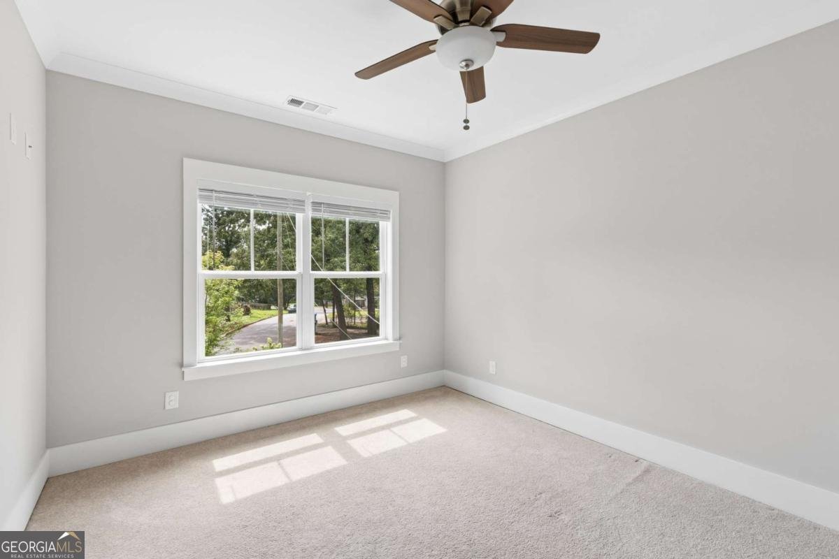 859 East Avenue Scottdale - Photo 28