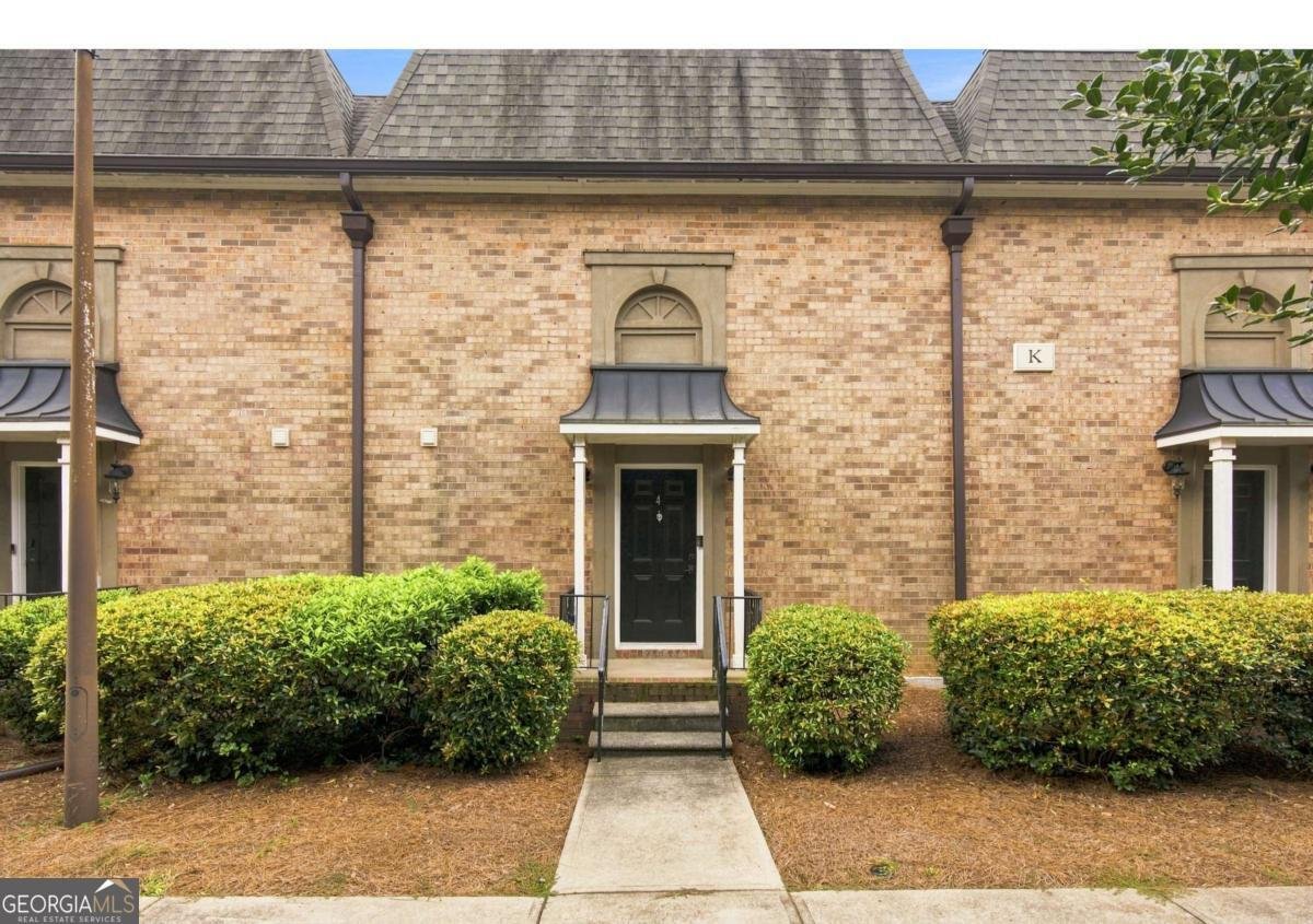 6980 Roswell Road Atlanta - main photo