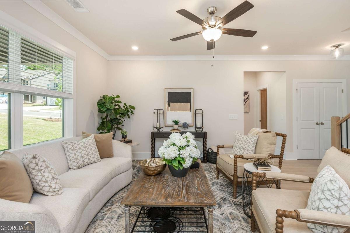 5587 Overview Drive Flowery Branch - Photo 12