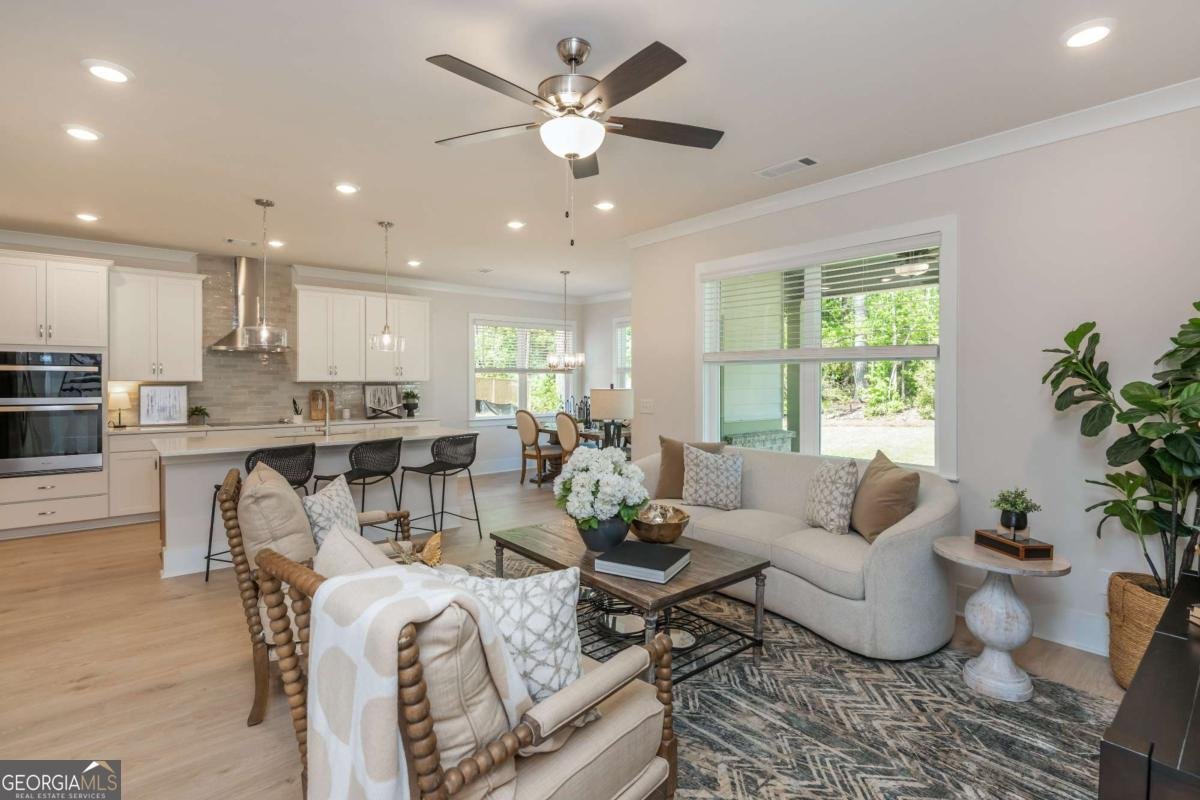 5587 Overview Drive Flowery Branch - Photo 8