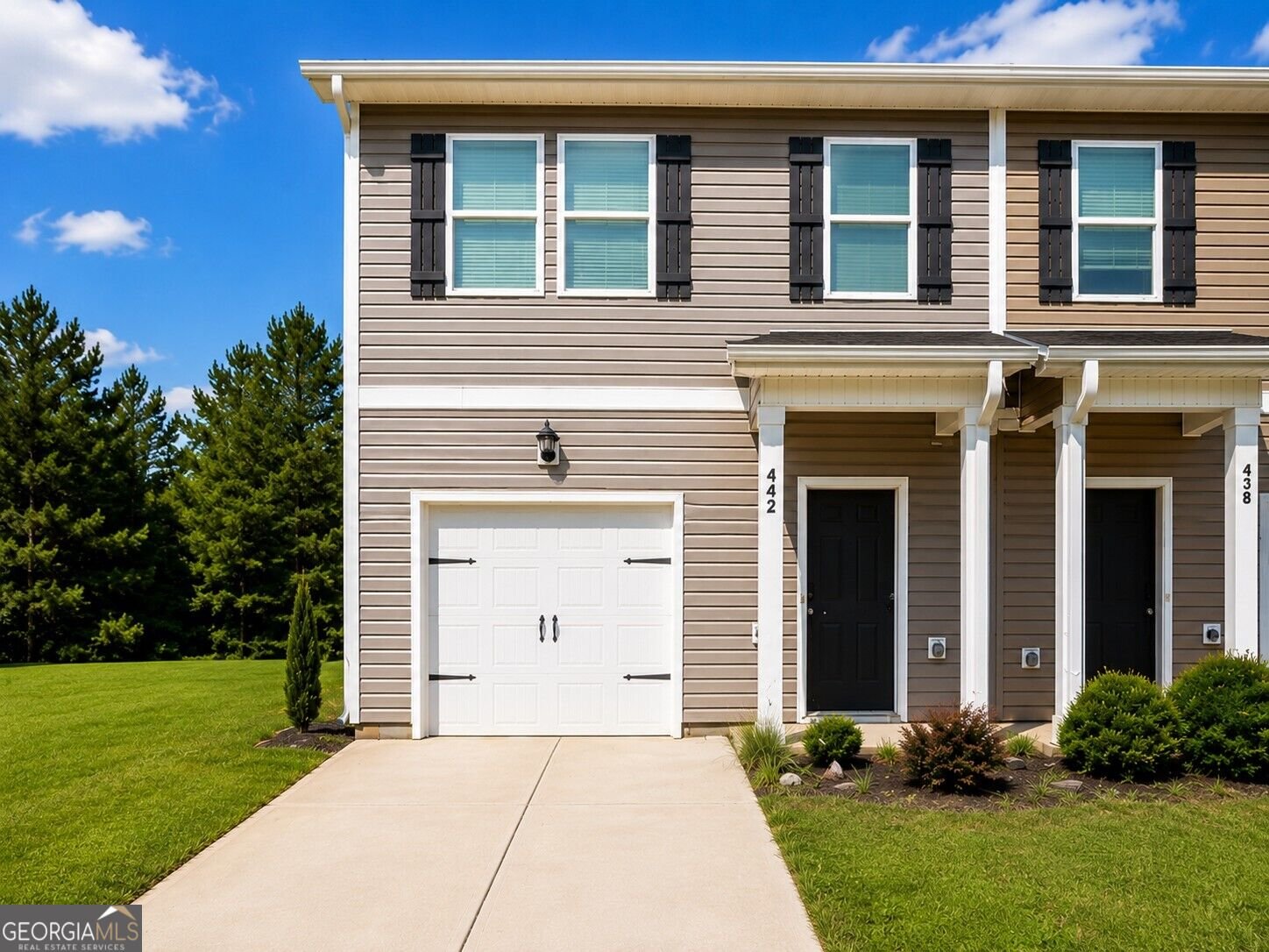 432 Oakwood Drive Milledgeville - main photo