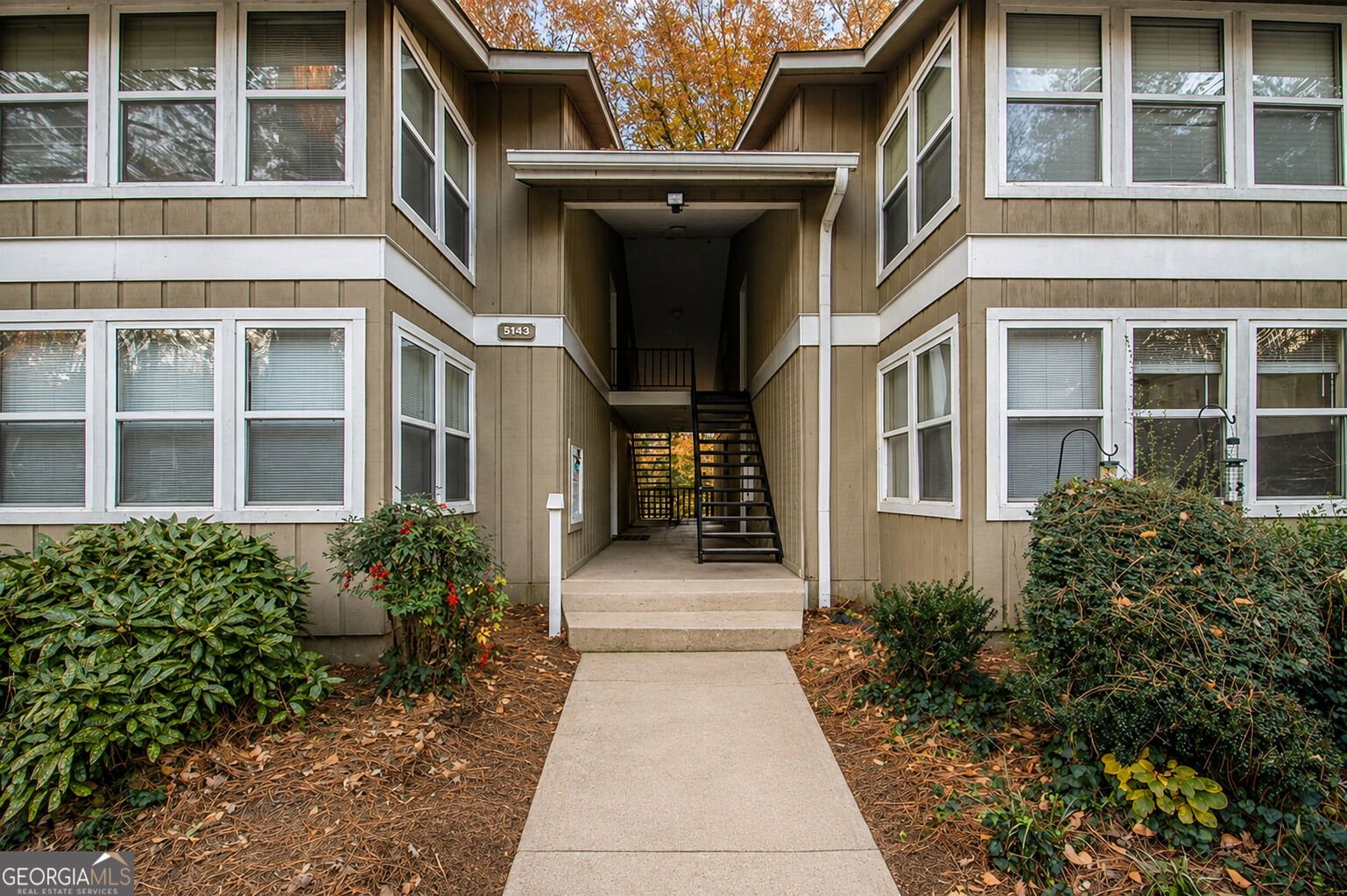 5143 Roswell Road Sandy Springs - main photo
