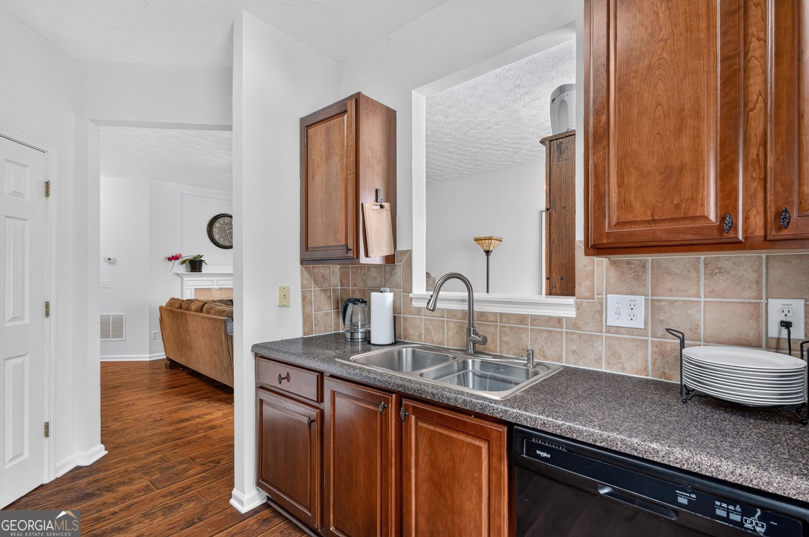 6647 Splashwater Drive Flowery Branch - Photo 12