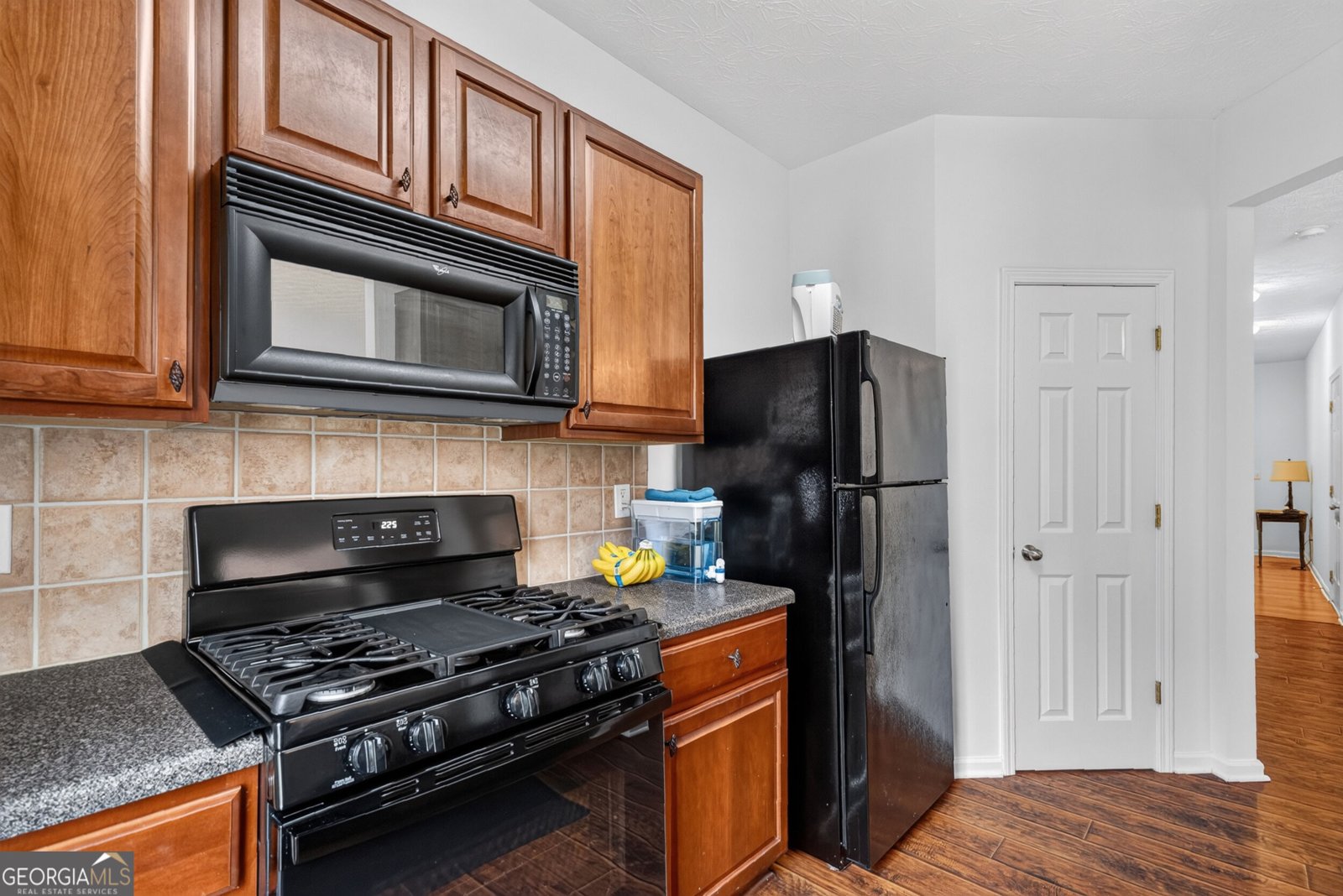6647 Splashwater Drive Flowery Branch - Photo 13