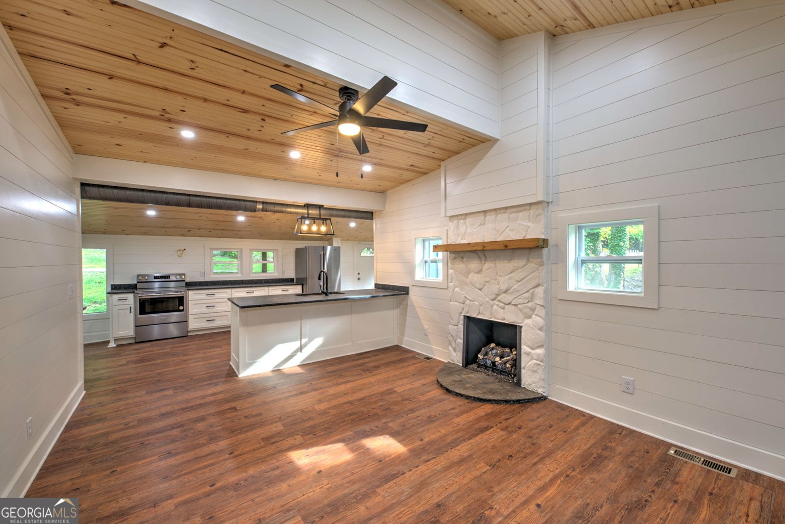 56 Hawthorn Lane Clayton - Photo 28