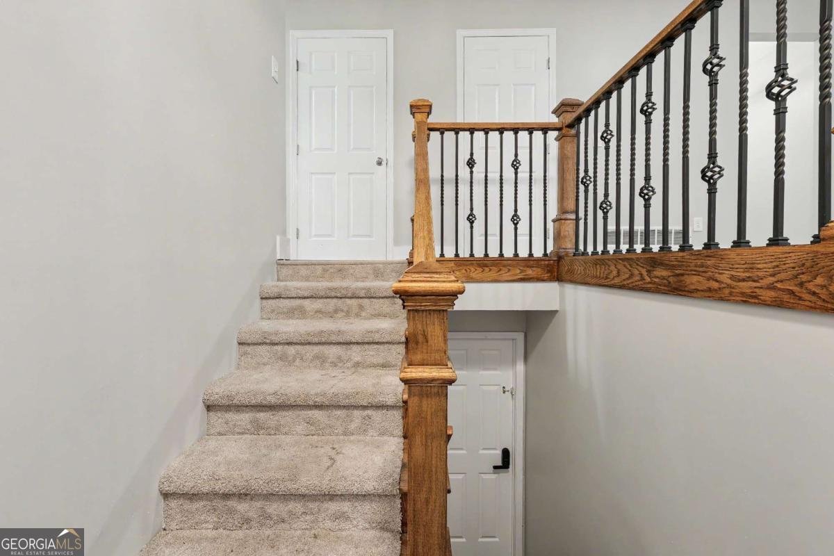 2276 Skyline Drive Gainesville - Photo 9