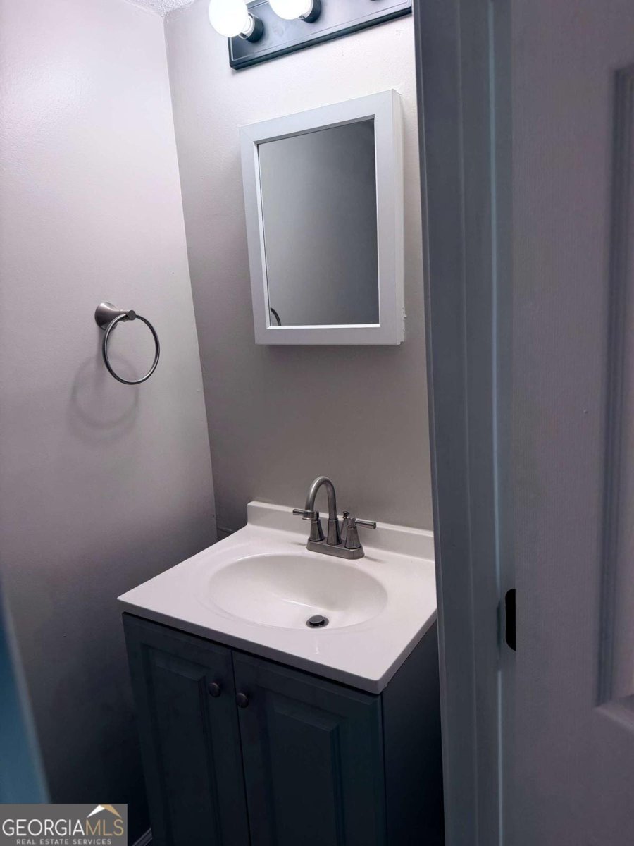 4701 Flat Shoals Road Union City - Photo 10