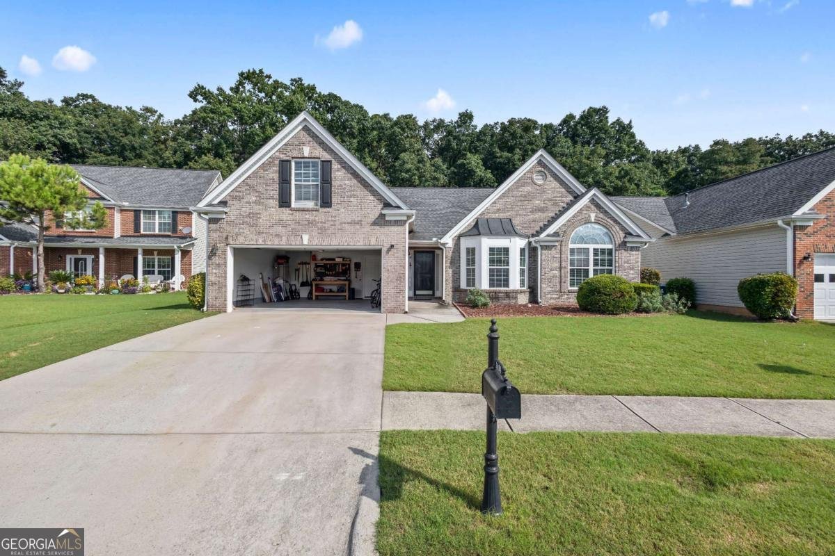 1408 Dulwich ct Lawrenceville - main photo