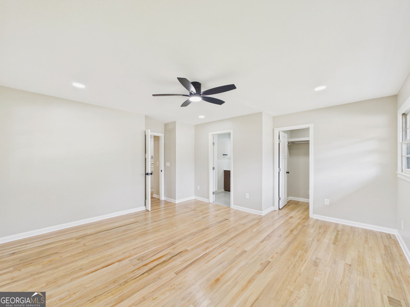 4546 Graydon Court Columbus - Photo 12