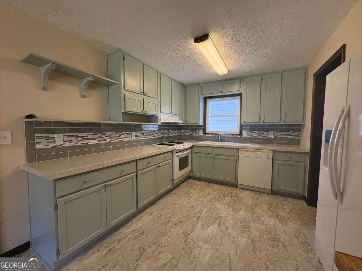 4410 Meadow Trail Cumming - Photo 9