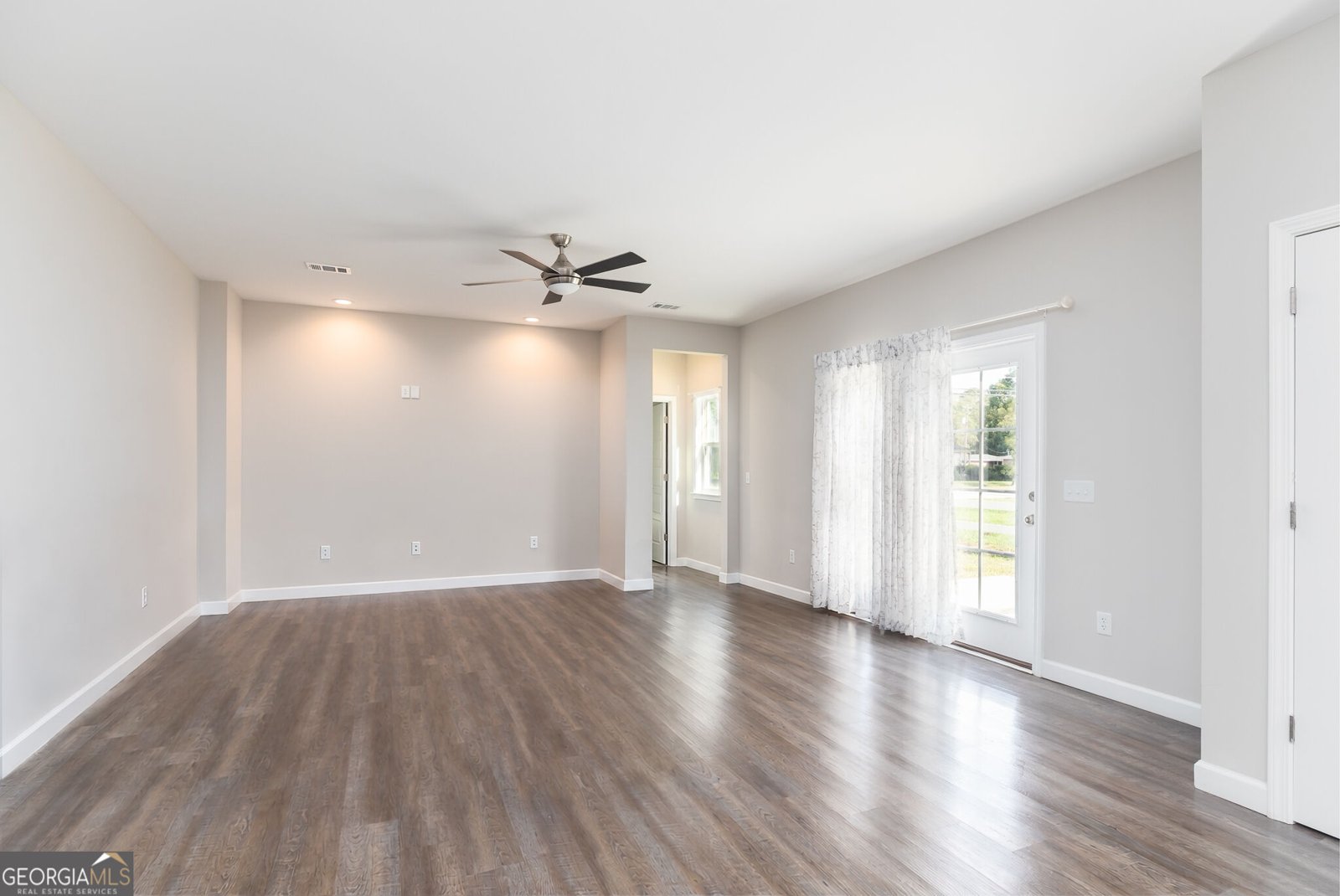 410 A N Caswell Street Glennville - Photo 17