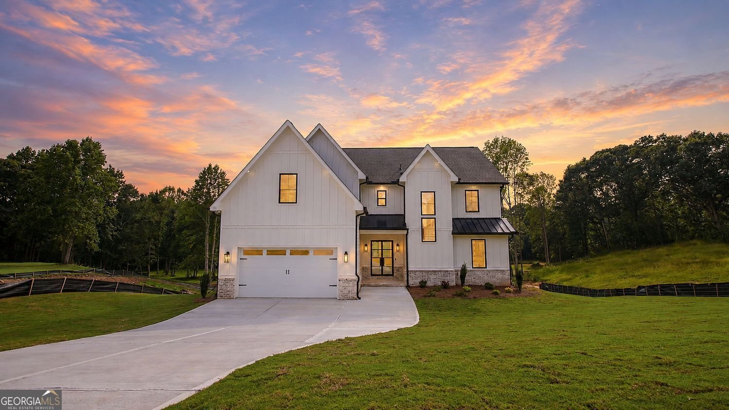 6214 Blackjack Rd Flowery Branch - main photo