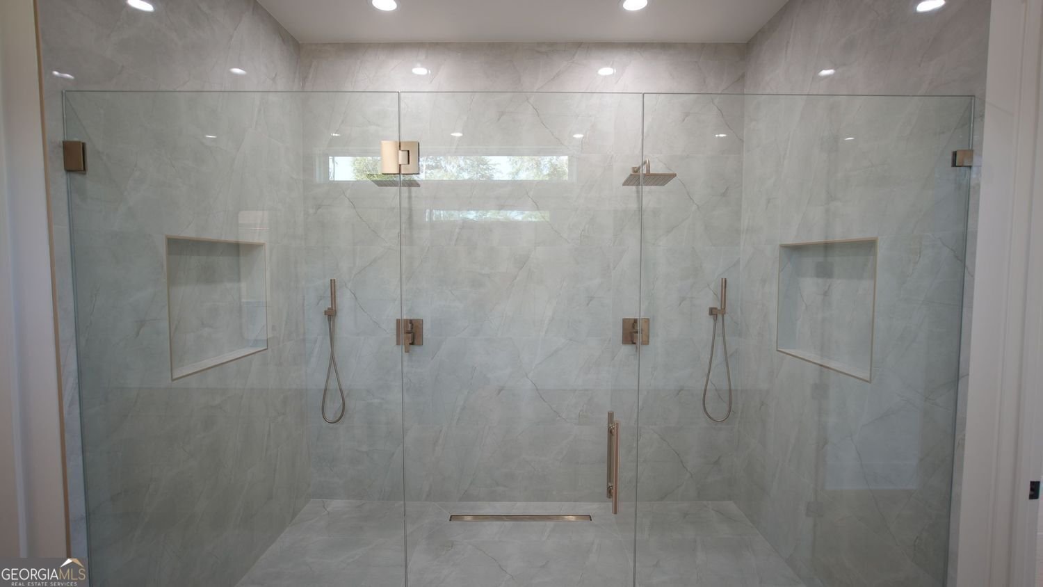 6214 Blackjack Rd Flowery Branch - Photo 34
