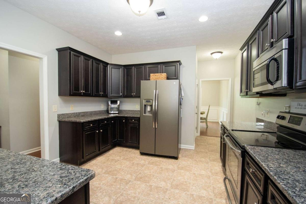 183 Edgemont Court Lagrange - Photo 8