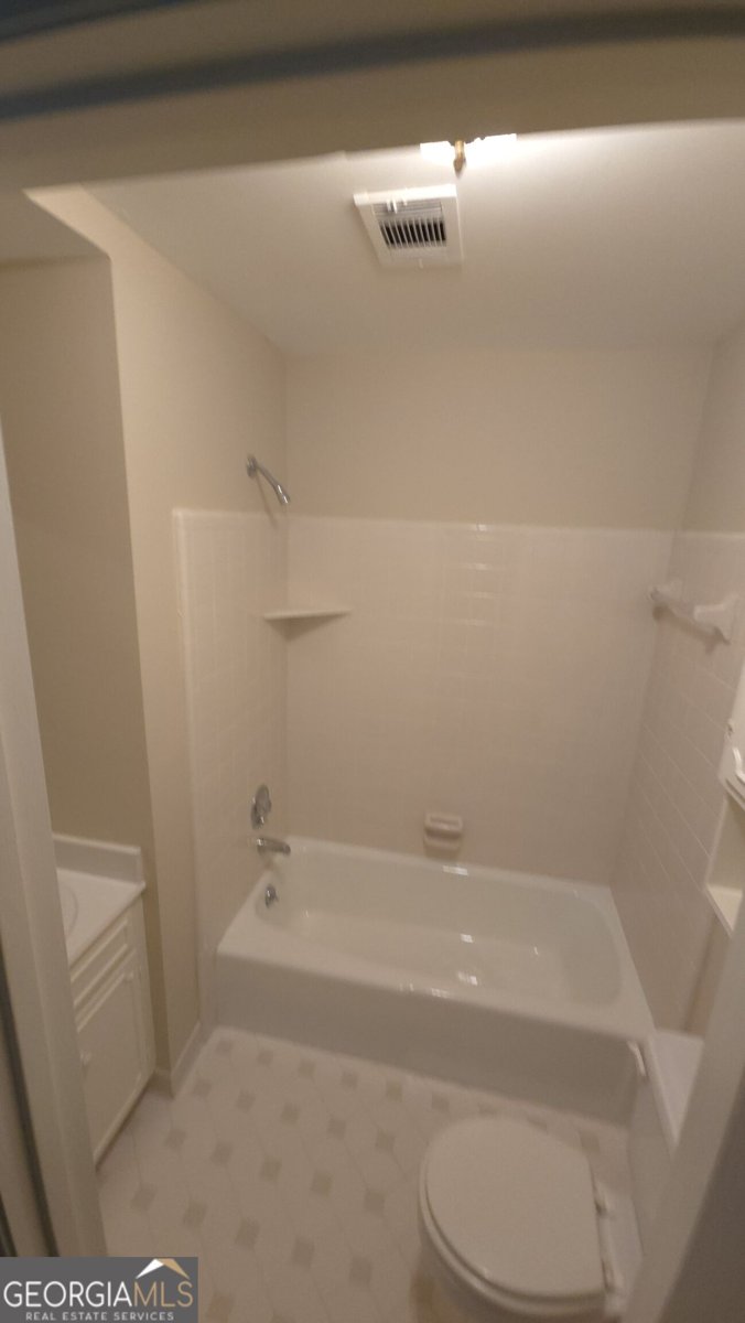 176 Tatershall Court Macon - Photo 24