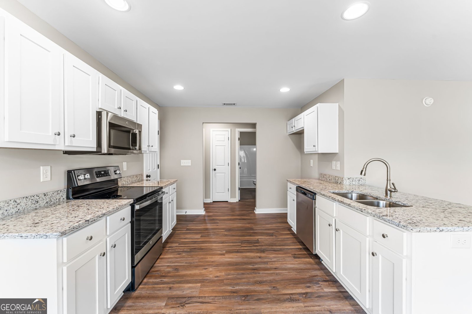 208 Shasta Drive Perry - Photo 8
