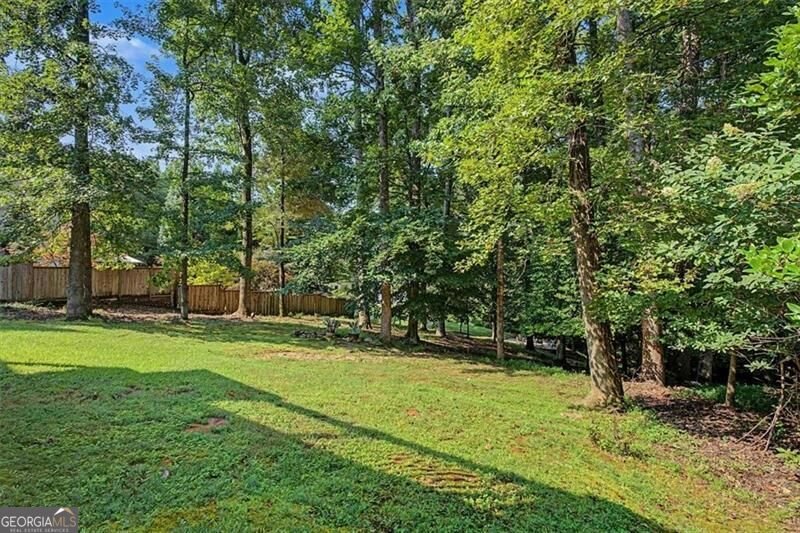 503 Deer Cliff Court Woodstock - Photo 32