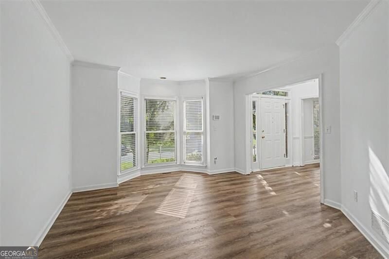 503 Deer Cliff Court Woodstock - Photo 9