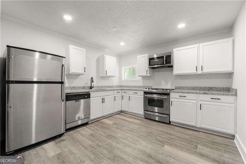 4755 Kent Road Atlanta - main photo