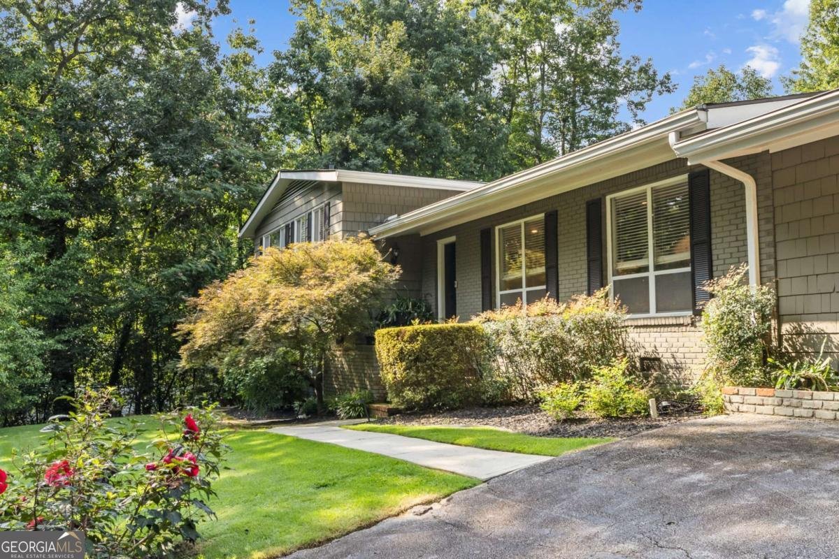 6488 Cherry Tree Lane Sandy Springs - Photo 7