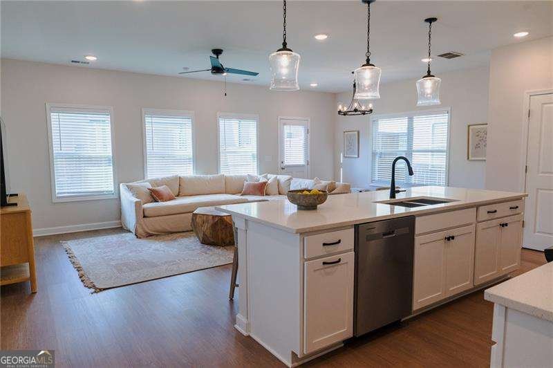112 Winsome Way Woodstock - Photo 7