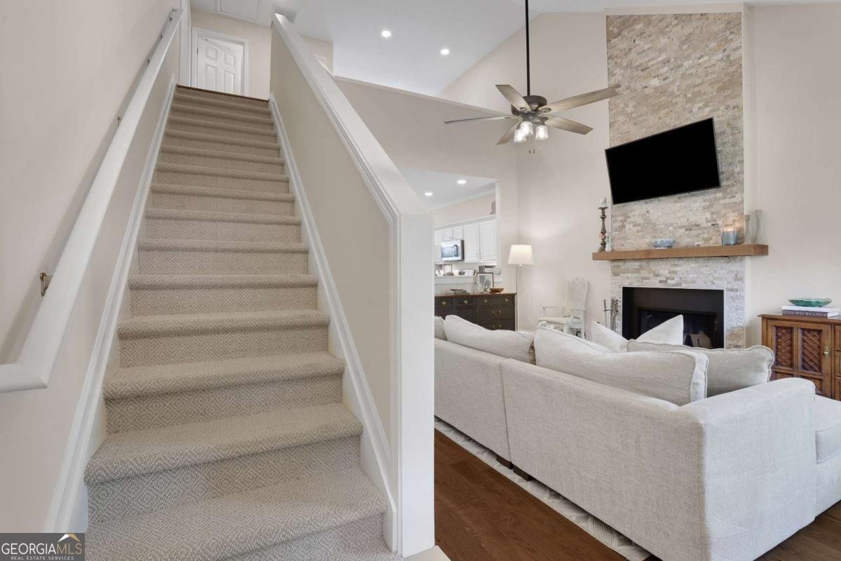 90 Regency Road Roswell - Photo 12