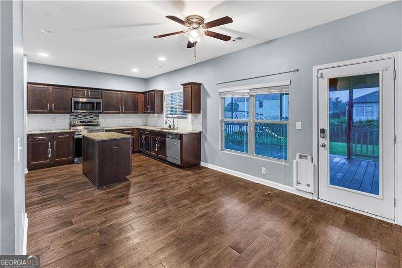8438 Hillspire Drive Douglasville - Photo 10