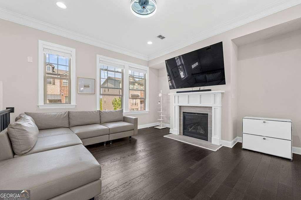 4468 Dunblane Avenue Sugar Hill - Photo 11