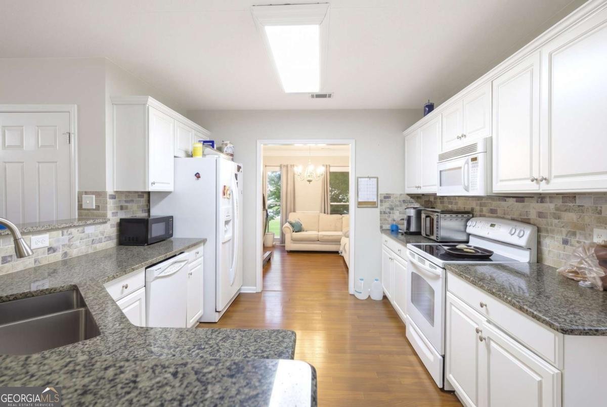 1920 Westover Lane Kennesaw - Photo 11